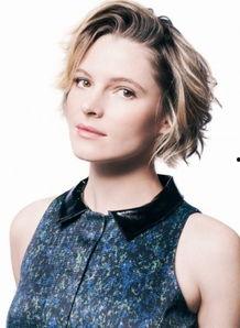 西米个人资料,才华横溢的年轻歌手，音乐之路上的璀璨星辰