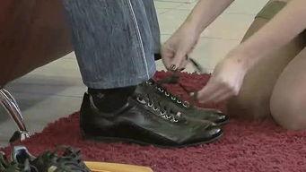 搞笑鞋子视频下载,快来一起踩踩乐！