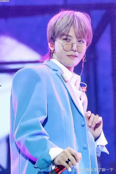 娱乐圈同人女同文,梦幻与现实交织的甜蜜故事